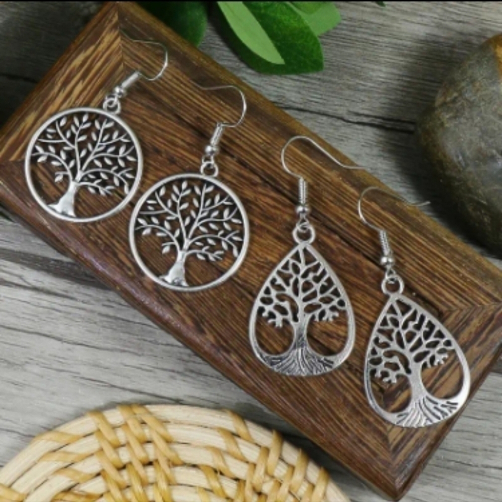 NWT  Round Drop Shape Hollow Tree of Life Pendant Earrings 2 Pair Set